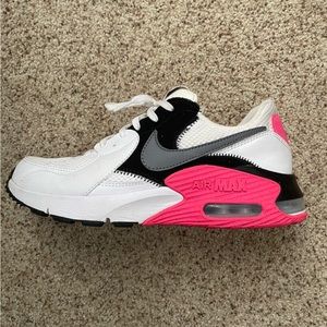 Nike Women’s Air Max